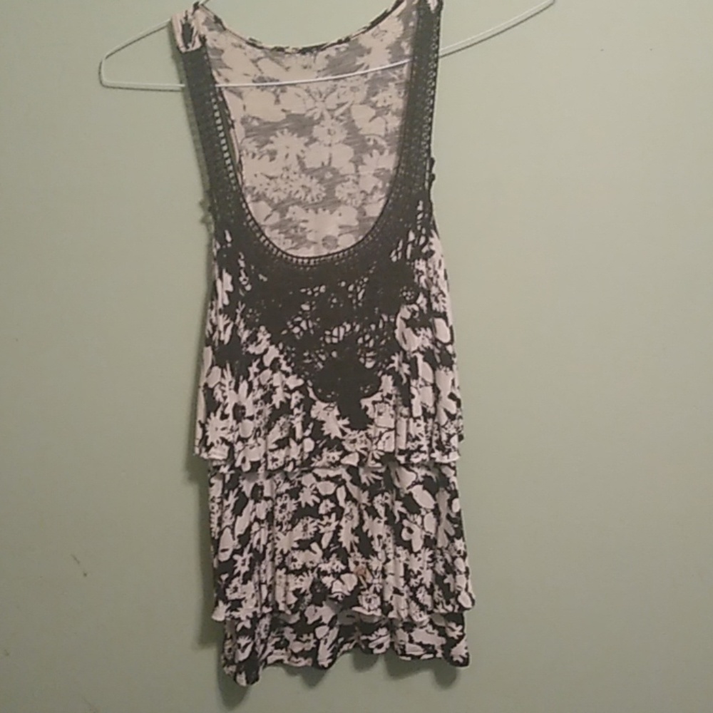 Tank - Picture 1 of 1
